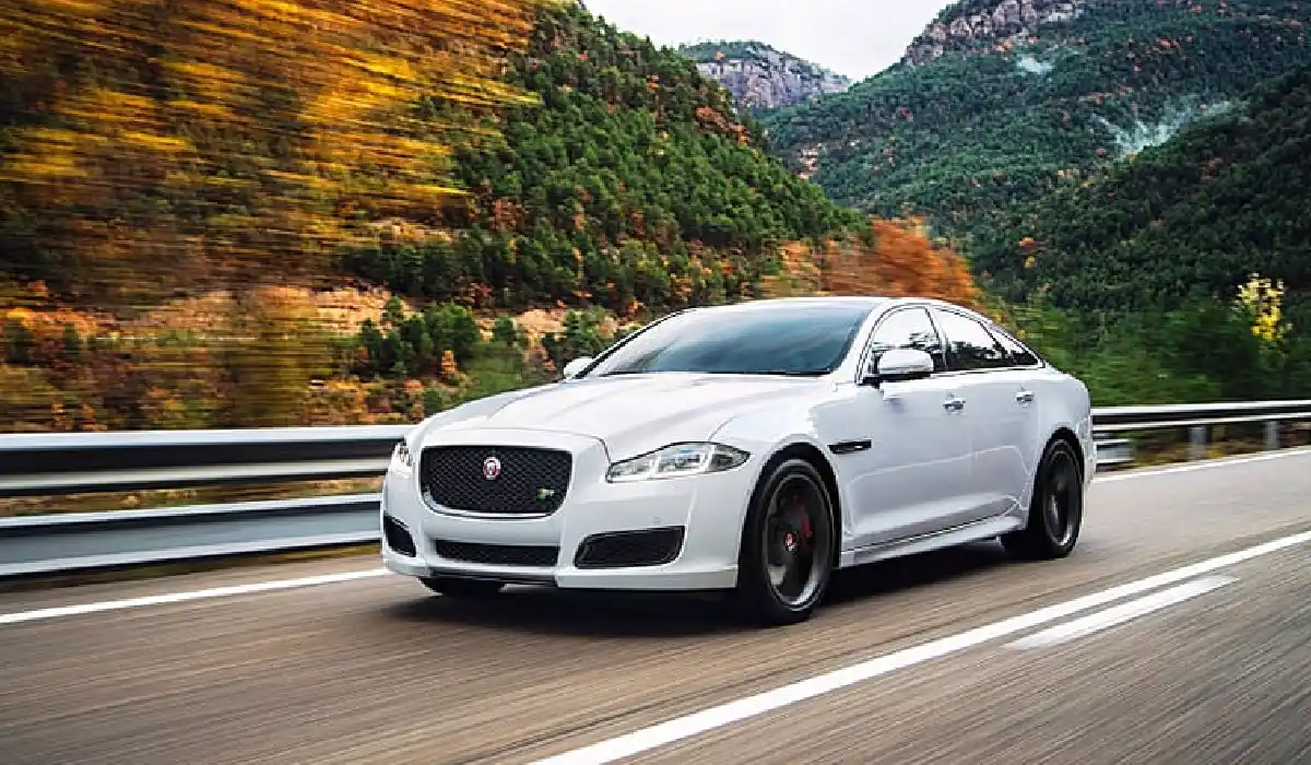 Jaguar - XJ XJ50 - Luxury Car Rentals - Preowned Luxury Car - Exclusive Concierge Club.webp